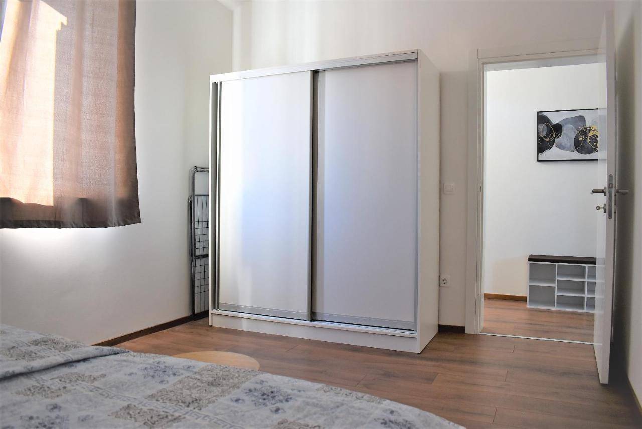 Apartment Aci Marina Rab Banjol 外观 照片