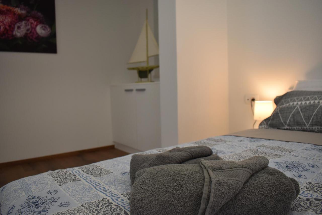 Apartment Aci Marina Rab Banjol 外观 照片